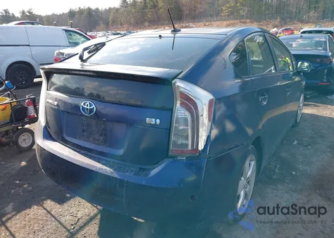 2013 Toyota Prius z USA, uszkodzony, nr VIN JTDKN3DU9D1640040